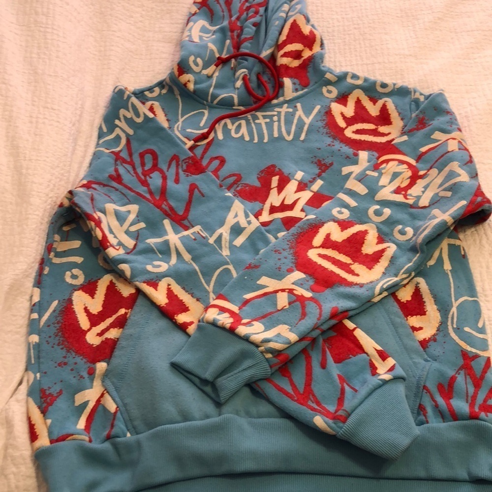 Switch hooded pullover sweatshirt.  Size M